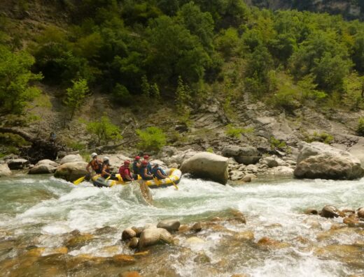 Rafting on the Arachthos river, Tzoumerka (Active Nature)